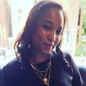 Meet your Posher, Tertia